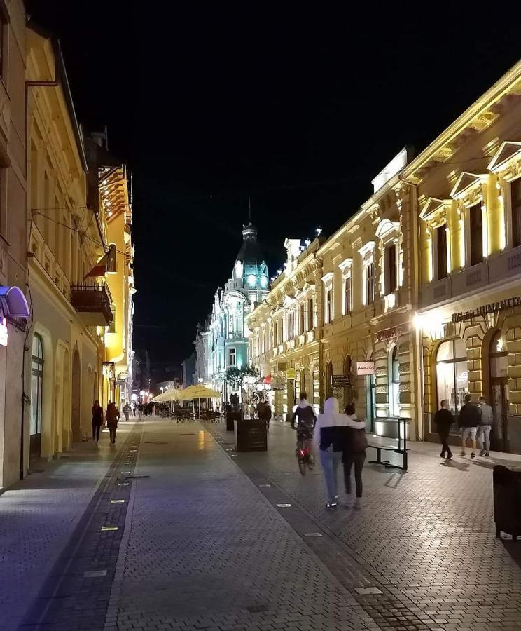 Apartmán Spiegel Center Oradea Exteriér fotografie